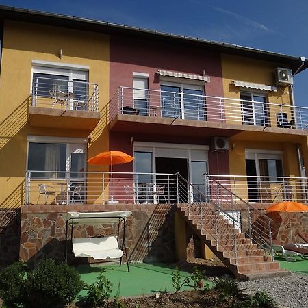 Guestrooms Struma Dolinata Strumyani Exterior foto
